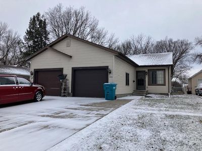 906 5th St SW, Waseca, MN, 56093