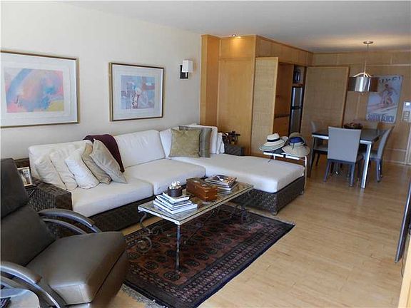 5th image of 465 Ocean Dr APT 1126