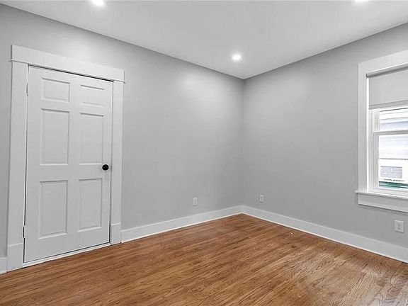 3rd image of 204 Norwalk Ave