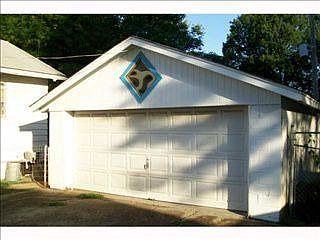 2nd image of 720 Edith Ave
