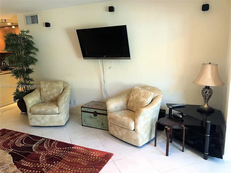 6339 Bay Club Dr #2 — Photo 10