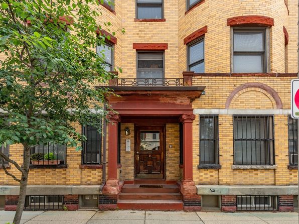 16 Edgerly Rd #1