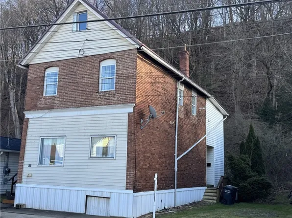 408 5th Ave, Ford City, PA 16226