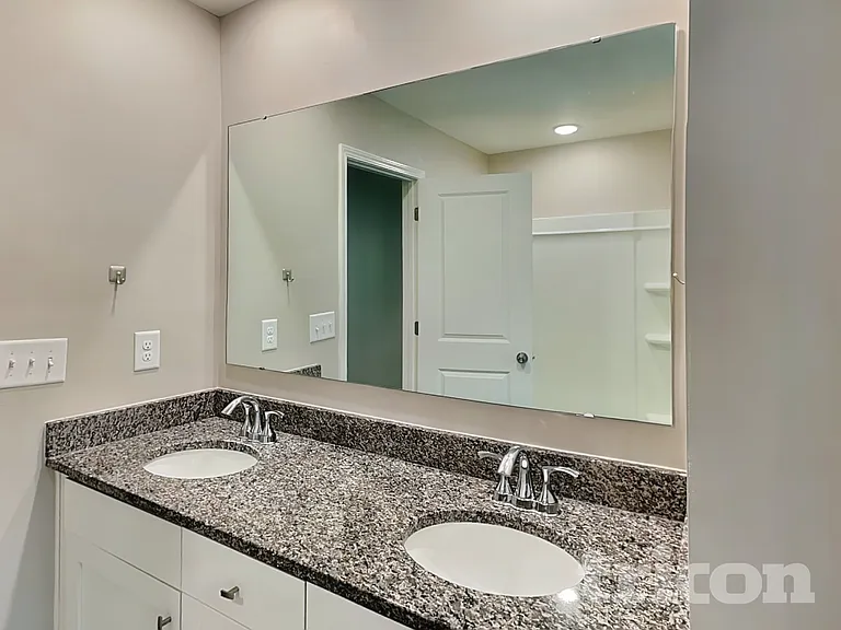 166 Oak Creek Rd — Photo 9