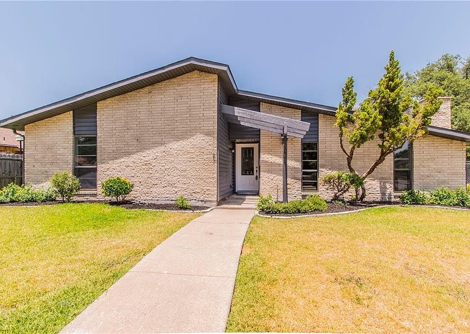1st image of 5081 Avery Ln