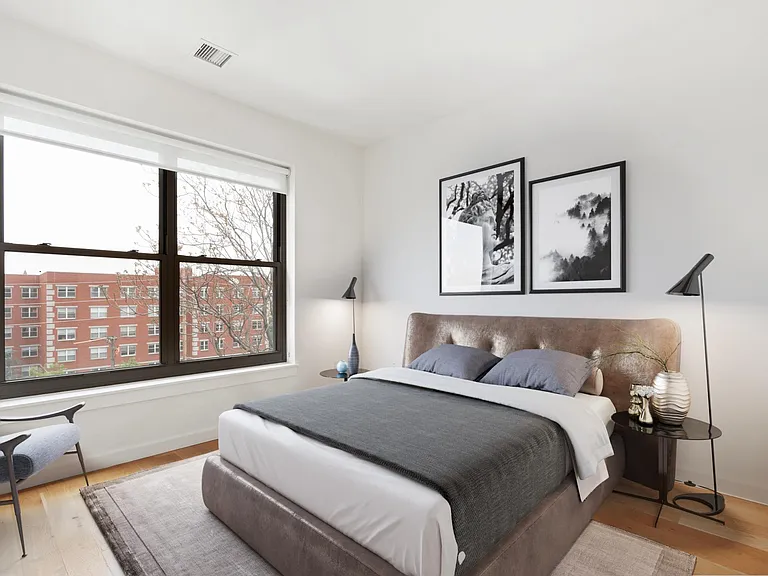 All Bedrooms Fit a Queen Bed
