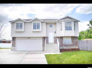 2215 W 6050 S, Roy, UT 84067