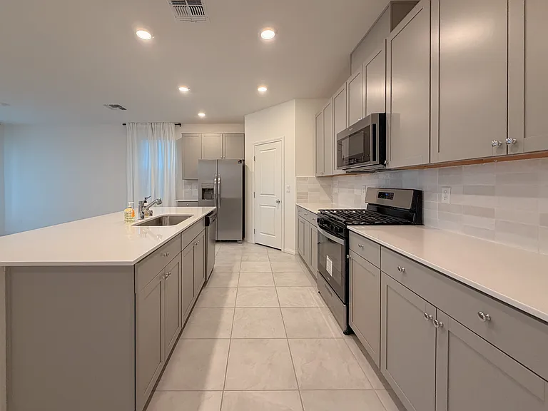 8143 Desert Cassia Ave — Photo 13