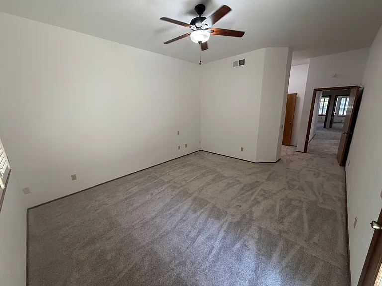 11674 Prospect Hill Dr — Photo 15
