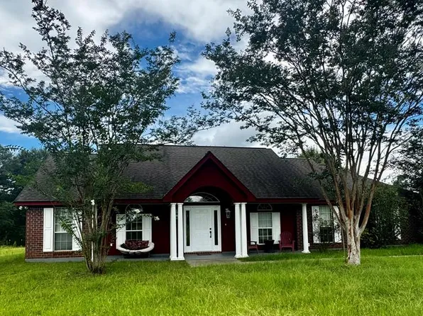 24327 Rester Rd, Picayune, MS 39466