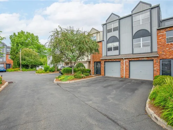 10 Milford Court, Nanuet, NY 10954