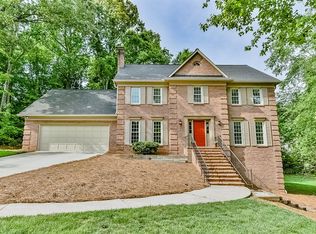 2020 Fairchelsea Way Ln, Matthews, NC 28105
