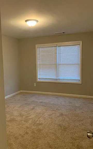 408 Glenn Trl — Photo 11
