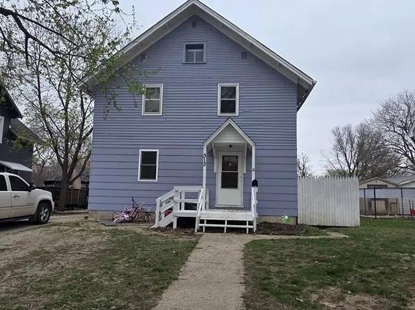 313 S 11th St, Sac City, IA 50583