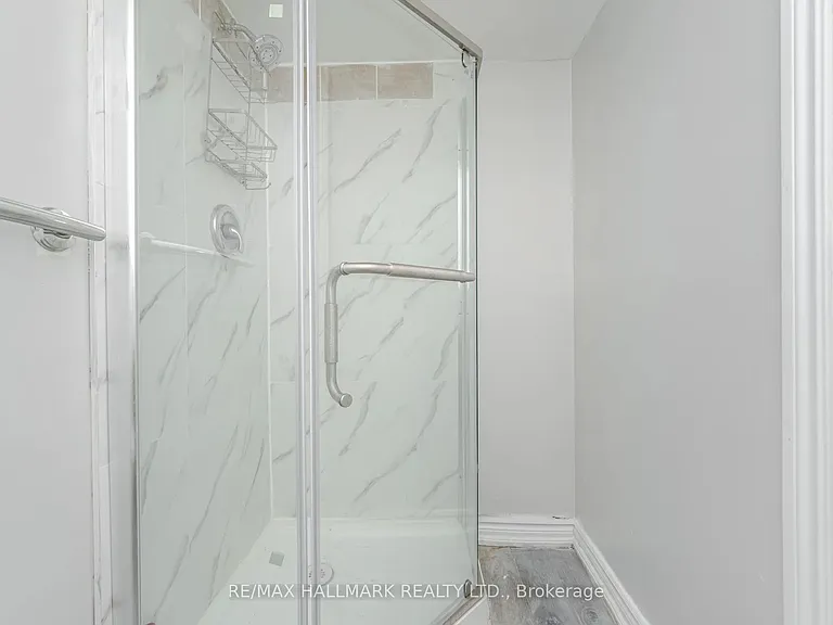 88 Bernick Dr — Photo 23