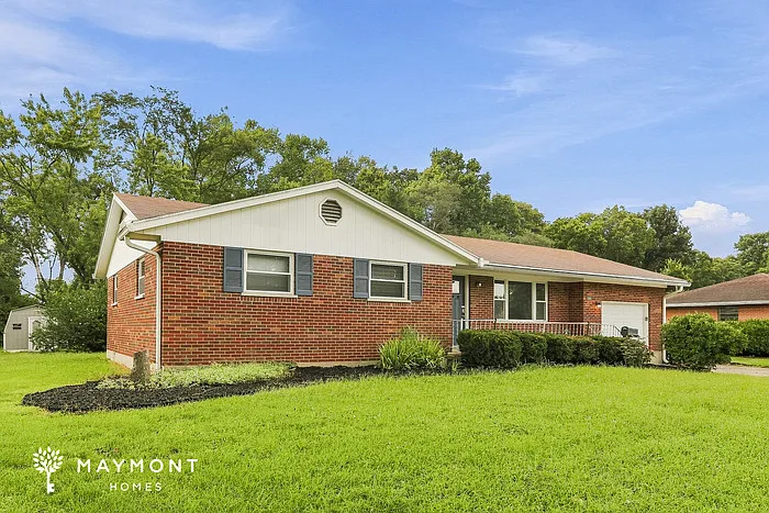 3 bed, 2.5 bath, 1140 sqft, $1,945 — Photo 4