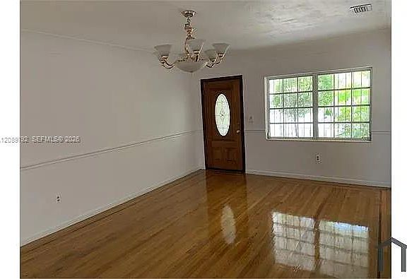 5th image of 800 SW 25th Rd