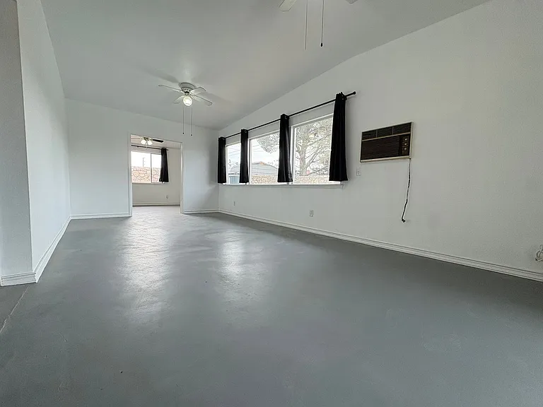 10316 Ashwood Dr — Photo 15