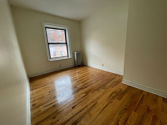 3rd image of 325 Fairmount Ave #25E