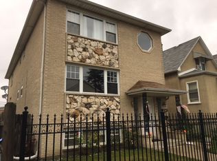 5206 W Eddy St #1, Chicago, IL 60641