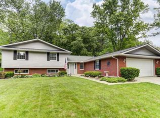 6320 Millbank Dr, Dayton, OH 45459