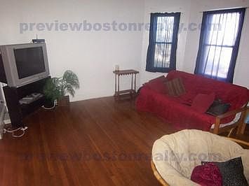 2nd image of 30 Brackett St #Jr1