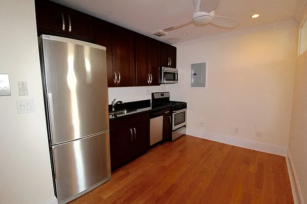 Rented by Newcastle Realty Services | media 30