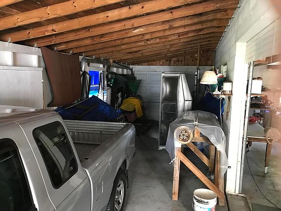 5th image of 5572 Magnolia Ave