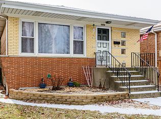 6941 W 64th St, Chicago, IL 60638