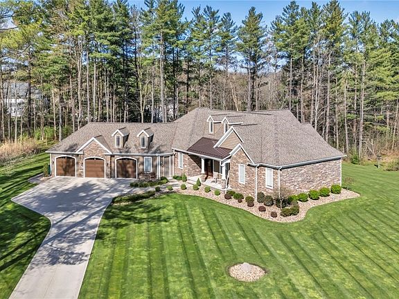 3rd image of 12690 Barrington Ln