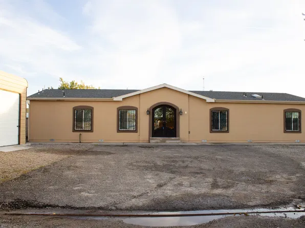 414 Camino Escondido, Espanola, NM 87532