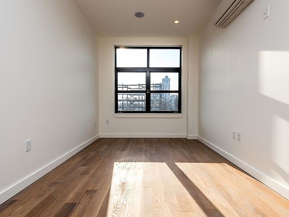 3rd image of 555 Graham Ave #2M