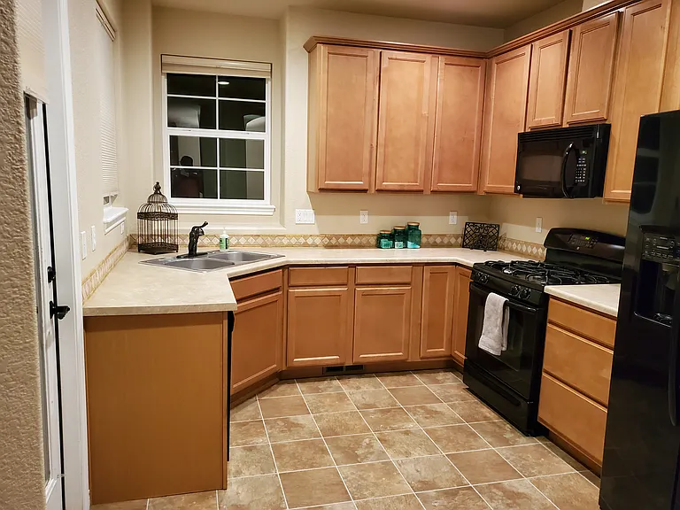 10817 Tincup Creek Point — Photo 8