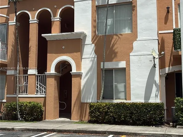 7250 NW 177th St #21116, Hialeah, FL 33015