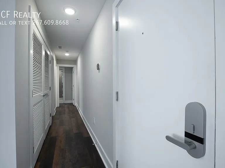 817 N 20th St #10 — Photo 10