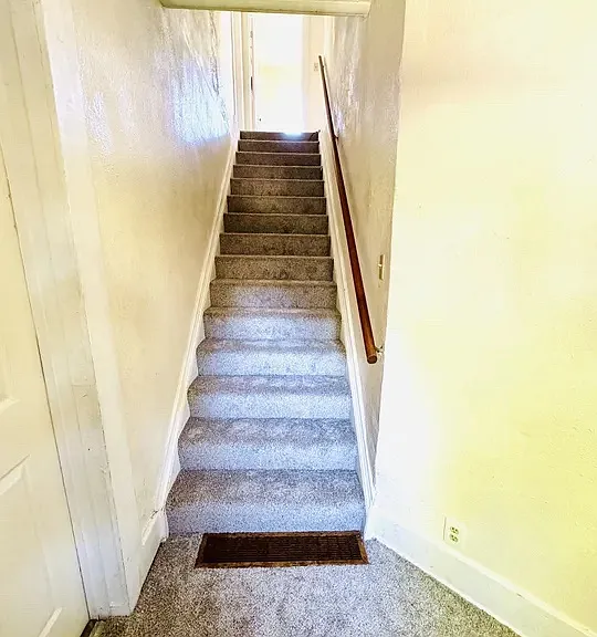 807 Court St — Photo 4