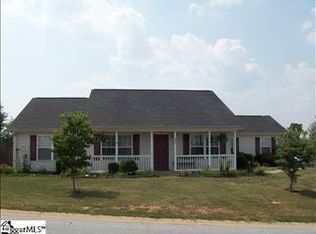 500 Kingfisher Dr, Simpsonville, SC 29680