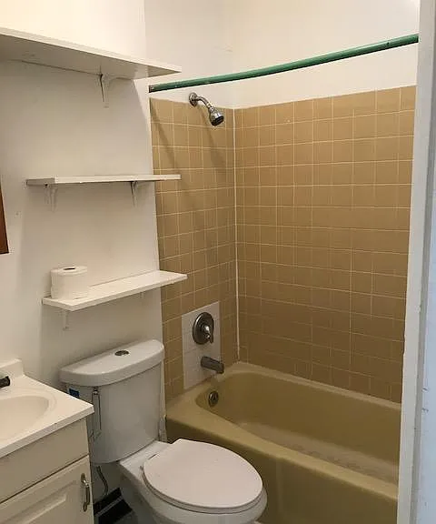 390 Madison Ave #2 — Photo 5
