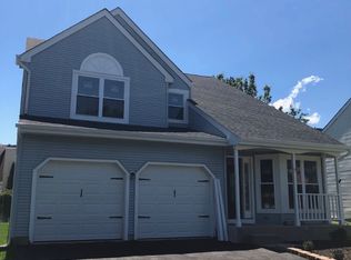 9 Wesley Ln, Burlington, NJ 08016
