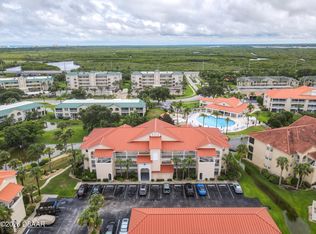 445 Bouchelle Dr APT 104, New Smyrna Beach, FL 32169