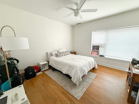 5th image of 2609-15 N Hampden Ct #5587805