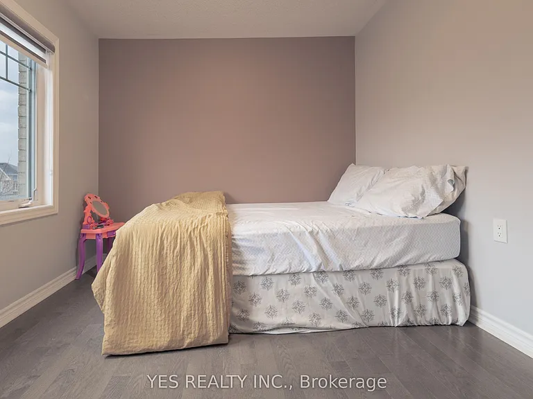 34 Newhouse Blvd — Photo 36