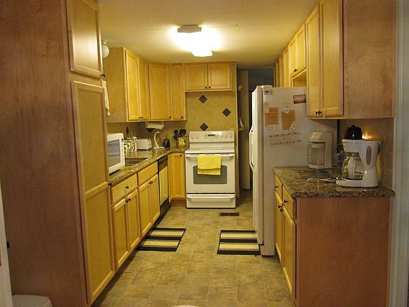 3rd image of 3644 Breeze Way