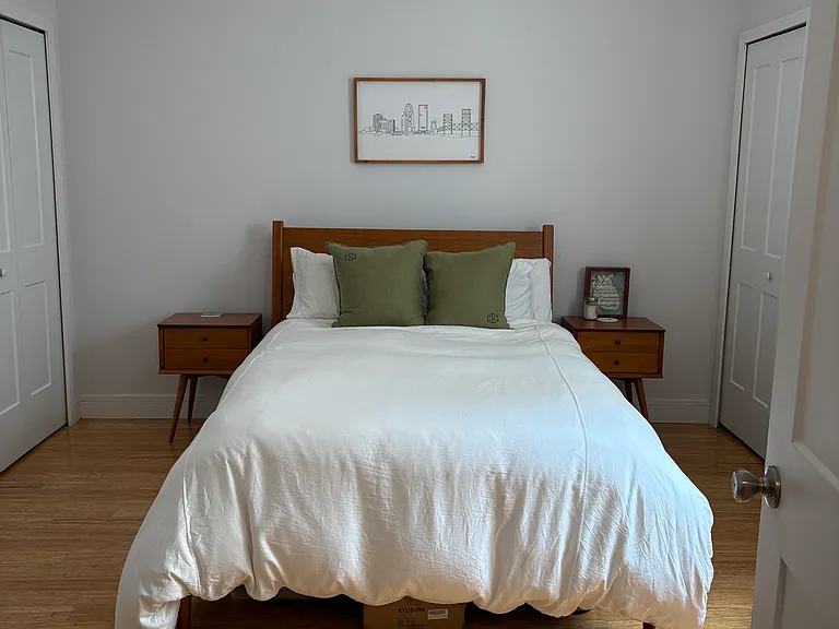 2545 Oak St #7 — Photo 14
