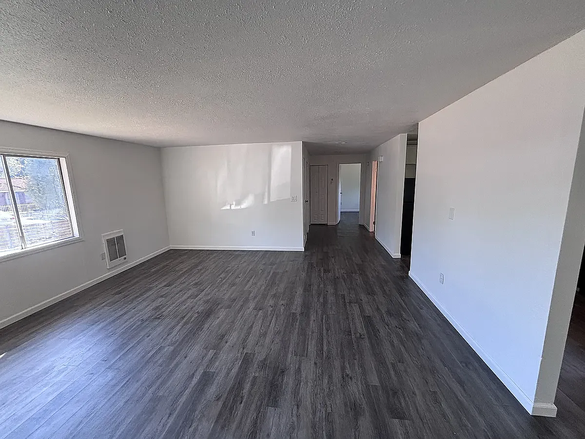 2 bed, 1145 sqft, $1,395 — Photo 2
