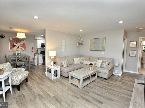 4th image of 164 Eaves Mill Rd