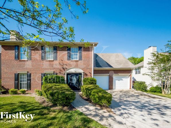 195 Ivy Brook Trl N