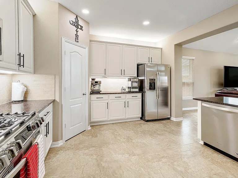 187 Salt Fork Dr — Photo 2