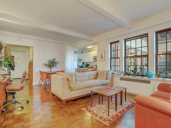 80 Cranberry Street image 1 of 7