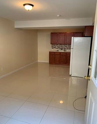 4th image of 47 Atlantic Ave #1